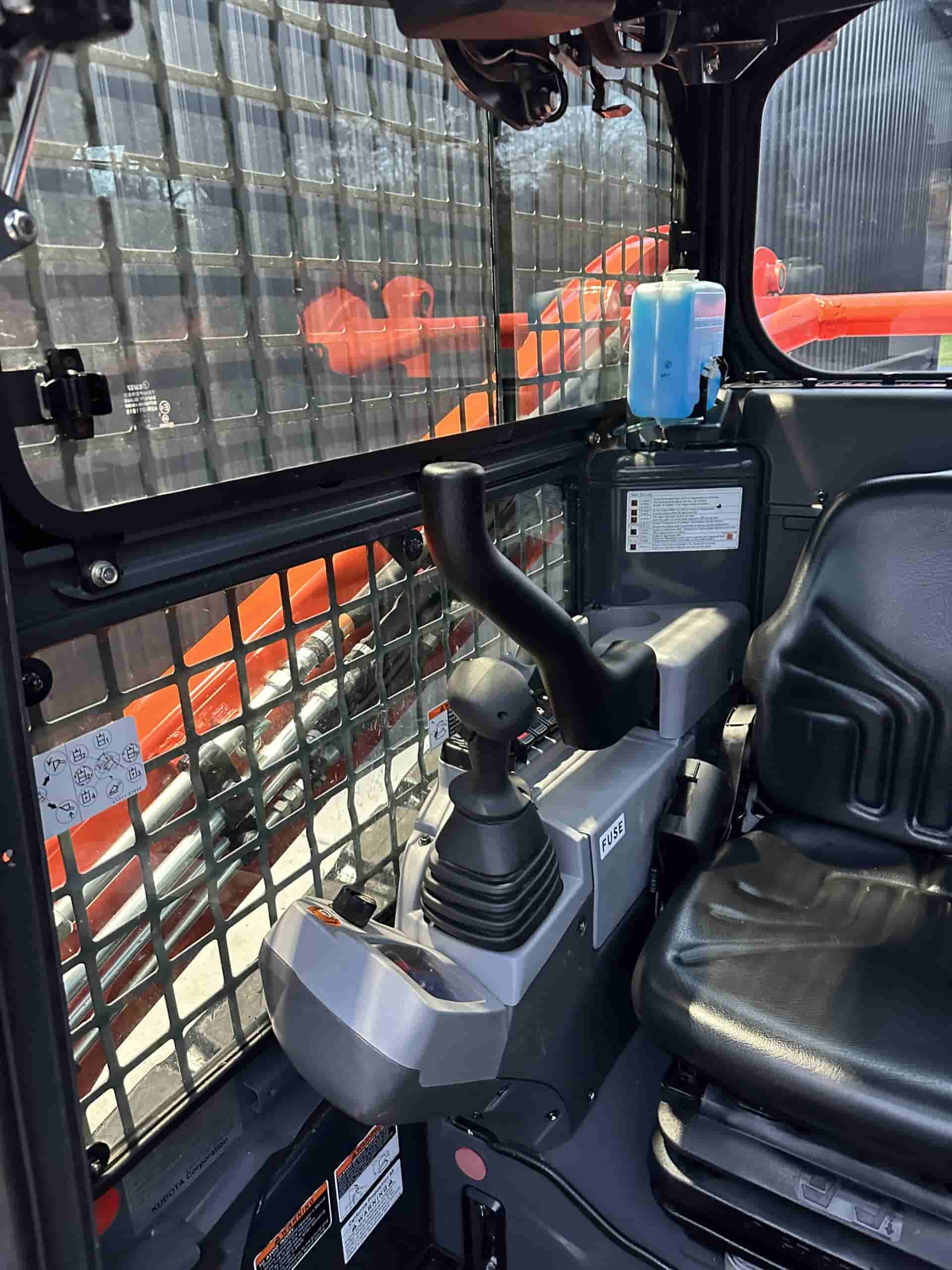 2022 KUBOTA SVL65-2
